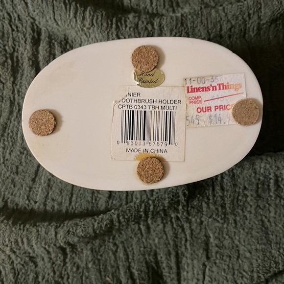 Toothbrush & Toothpaste Holder - Picture 4 of 4